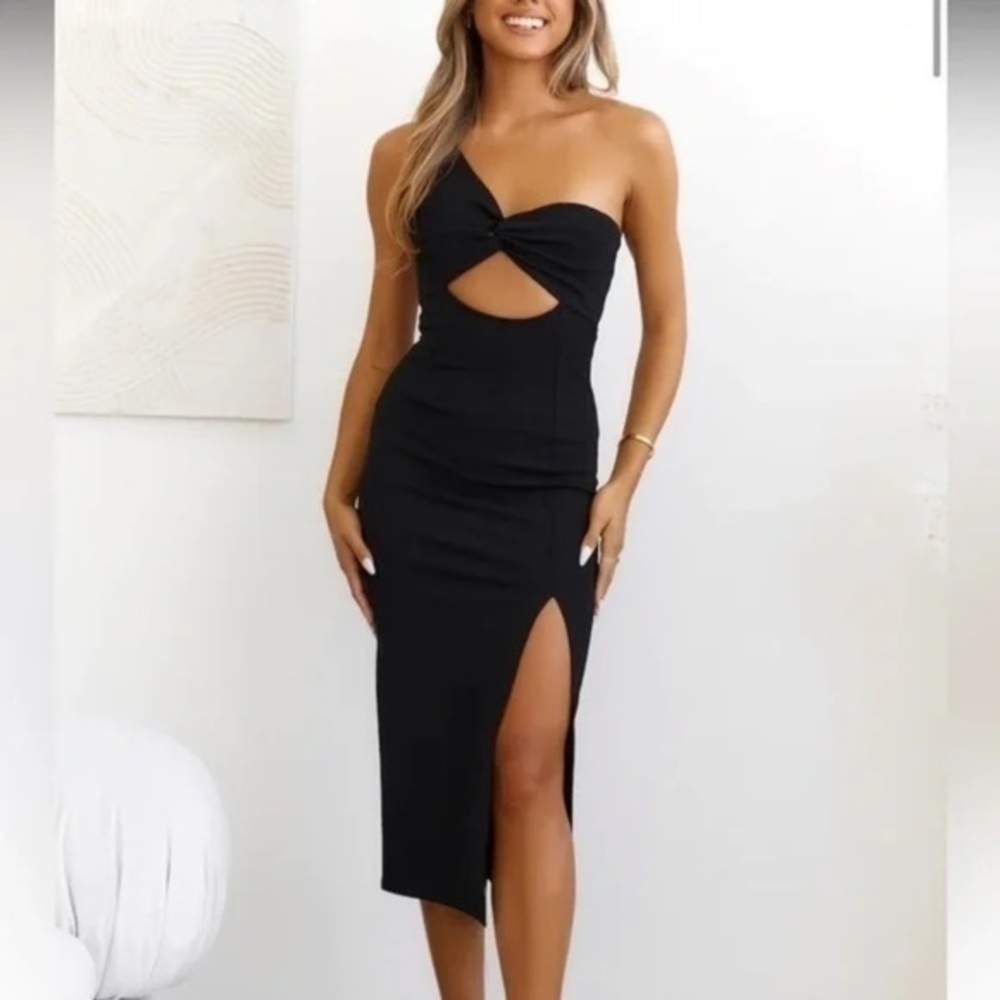 Hello Molly Statue Pose Midi Dress in Black sz 4/S